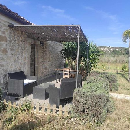 Bramasole Charming House Hotel Comiso Buitenkant foto