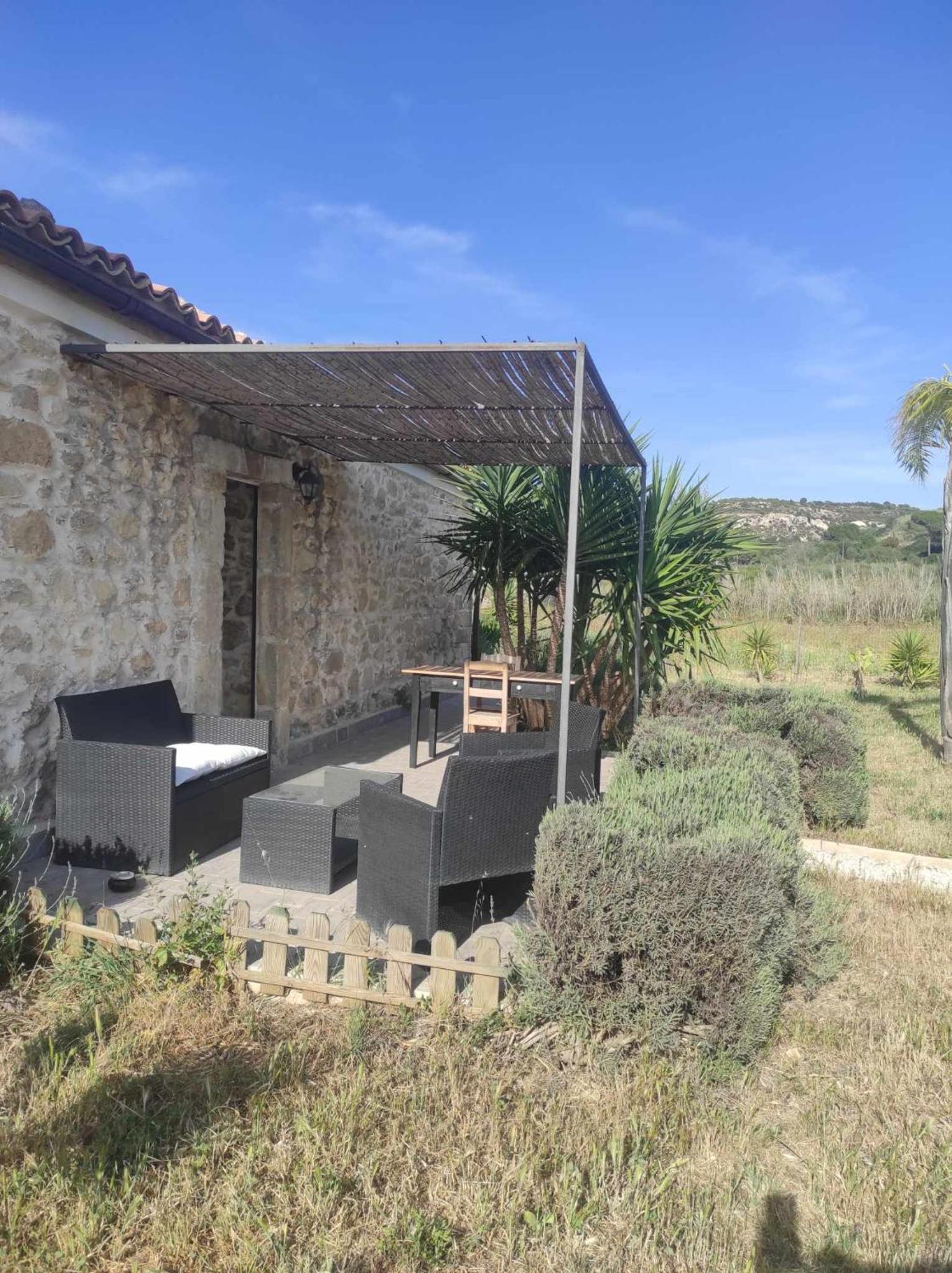 Bramasole Charming House Hotel Comiso Buitenkant foto